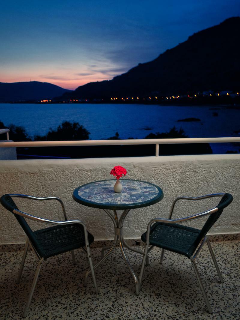 Anthi Maria Beach Apartments Pefki Exteriör bild